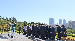 20.6.22 유엔기념공원 참배